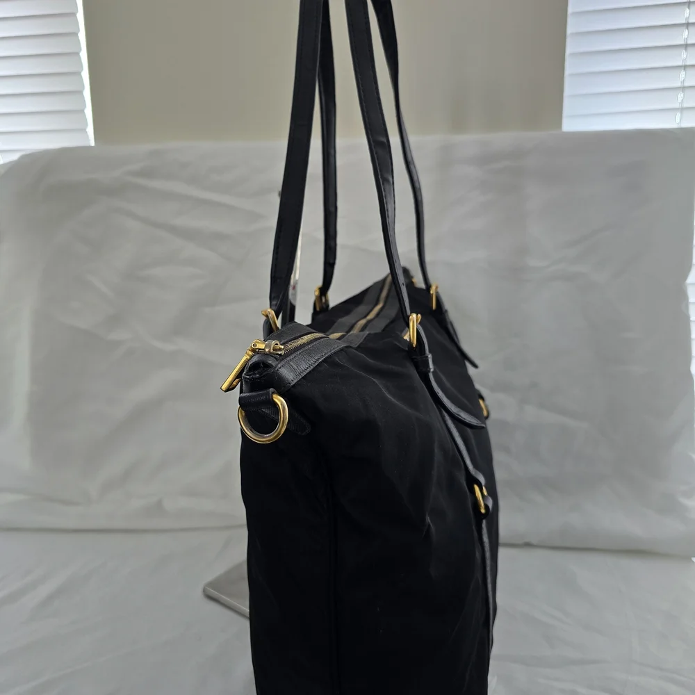 Prada Black Women's Tote Bag - Picture 2 of 11